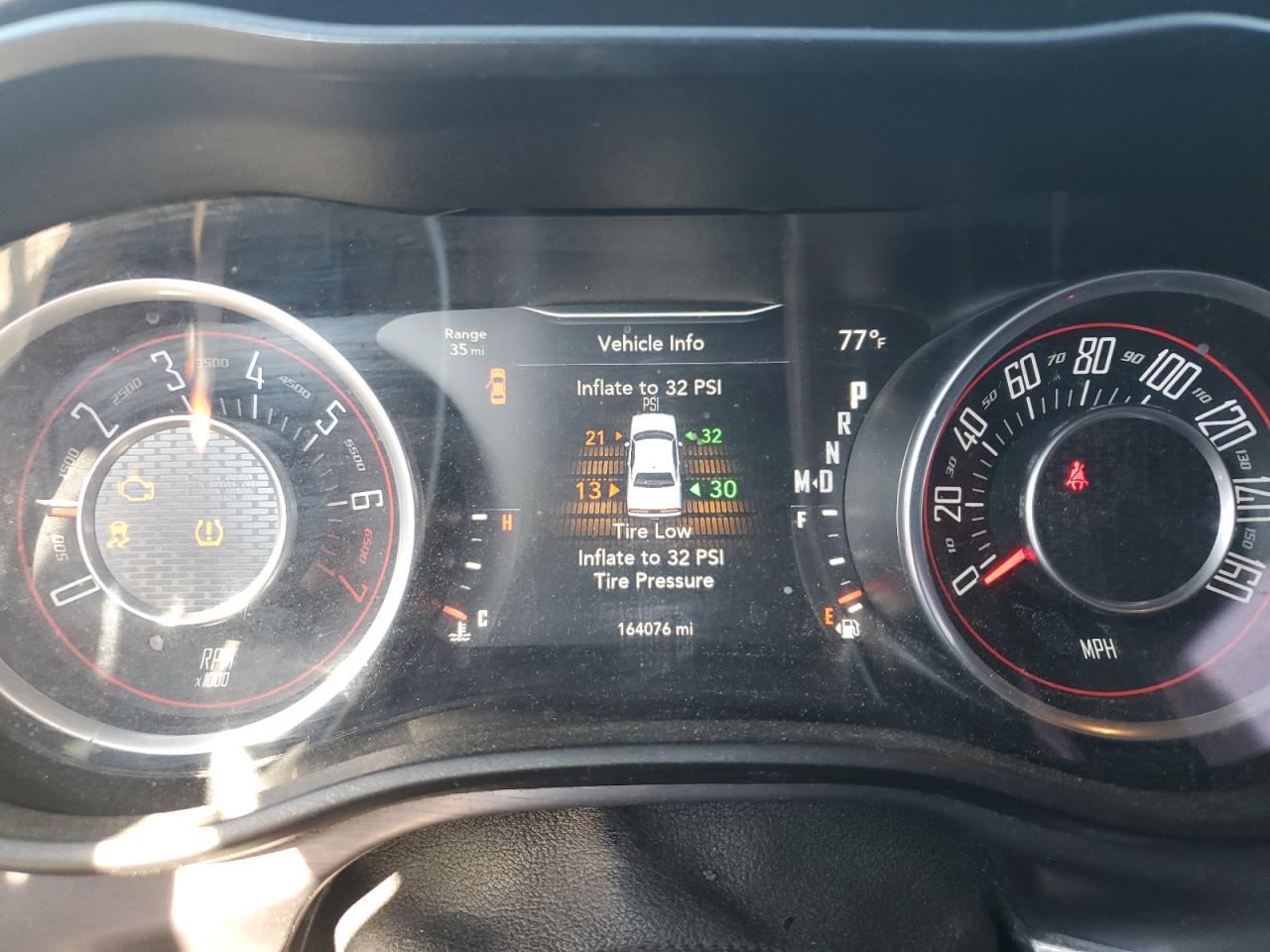 2015 Dodge Challenger Sxt VIN: 2C3CDZAG0FH923928 Lot: 81705445