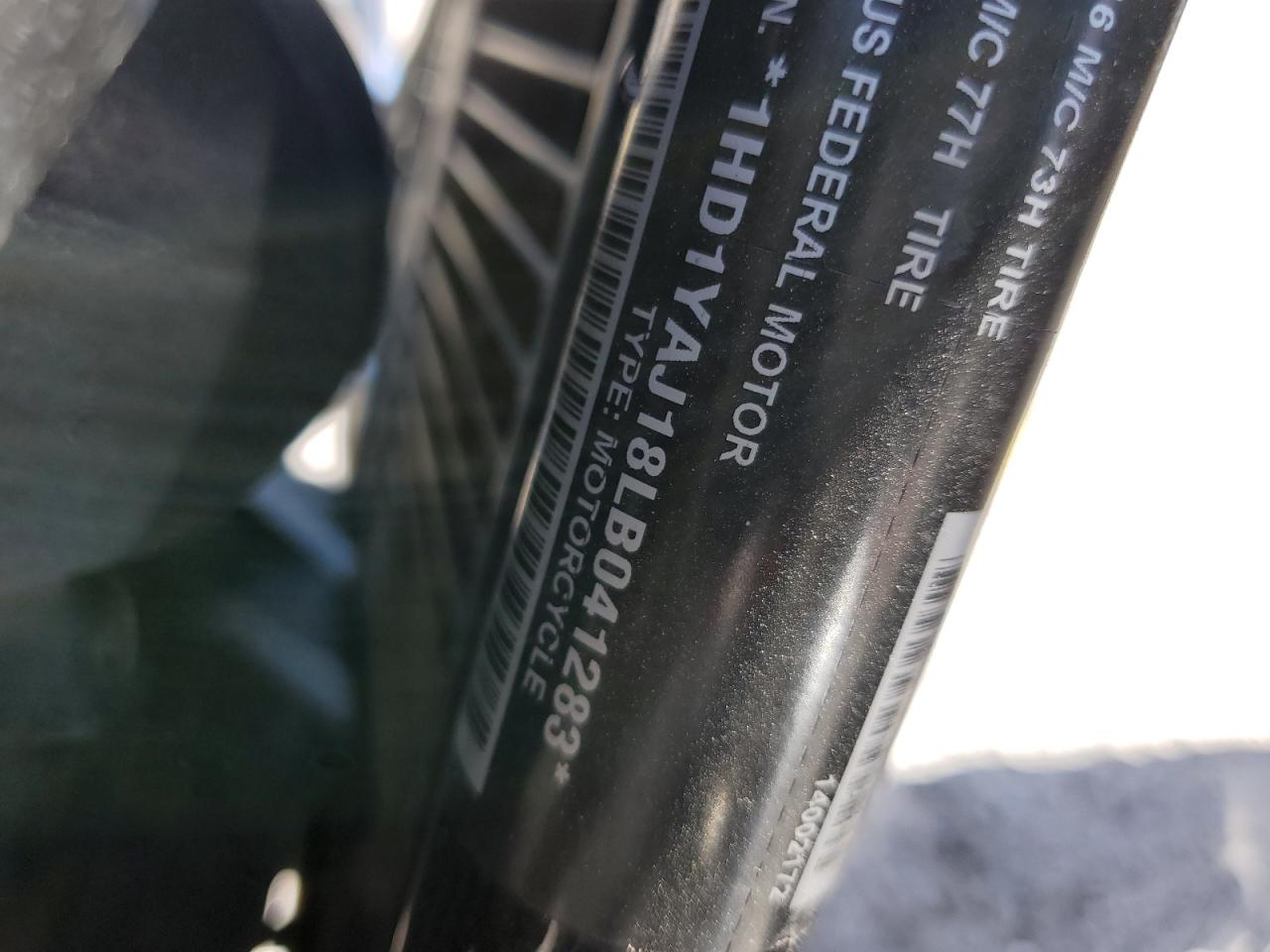 2020 Harley-Davidson Flhc VIN: 1HD1YAJ18LB041283 Lot: 80898235