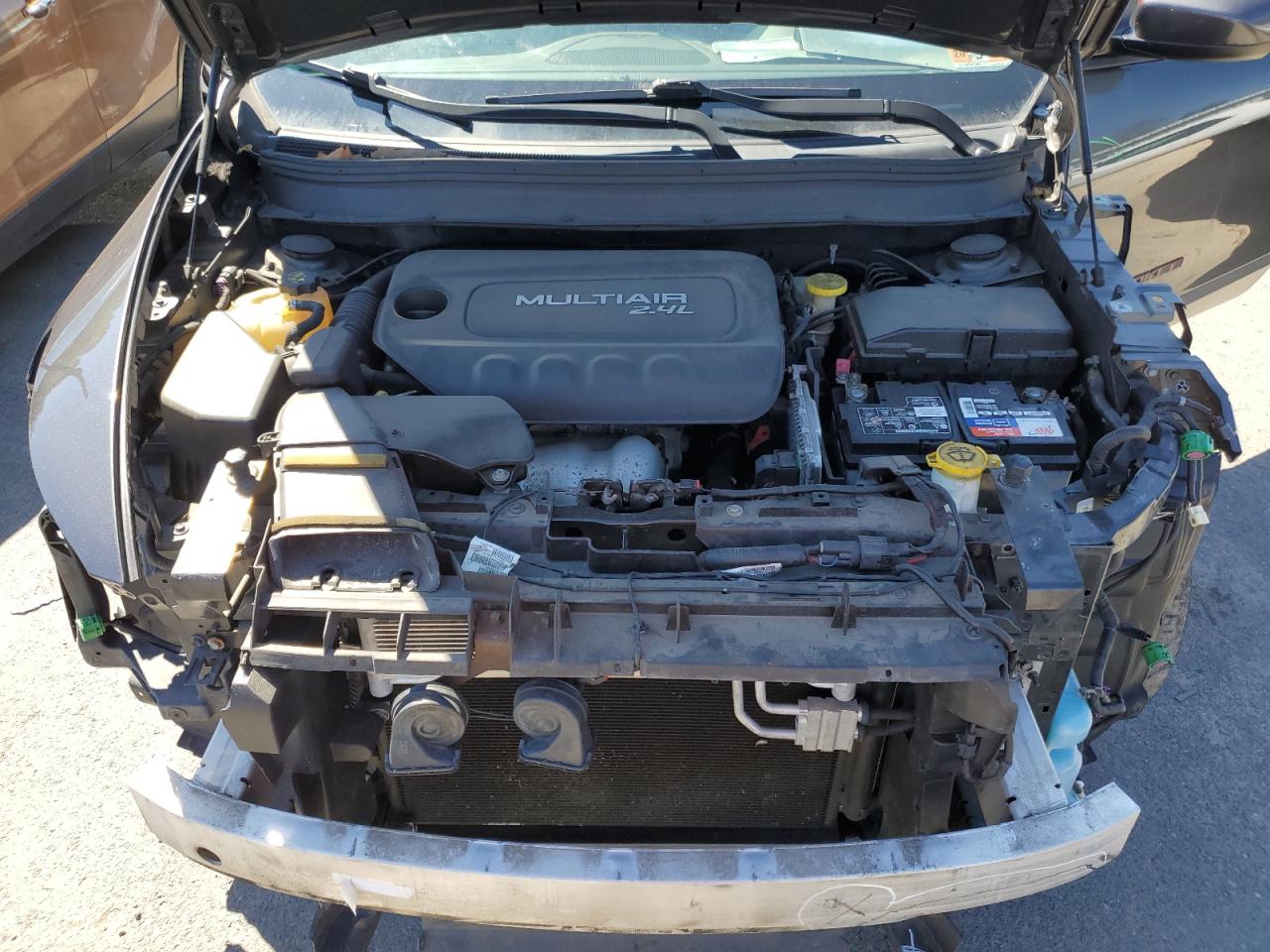 2016 Jeep Cherokee Latitude VIN: 1C4PJMCB5GW293059 Lot: 71103475