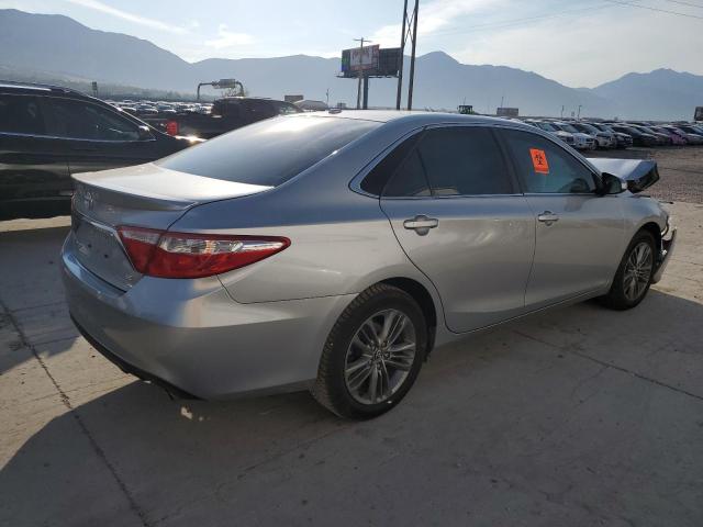  TOYOTA CAMRY 2016 Серебристый