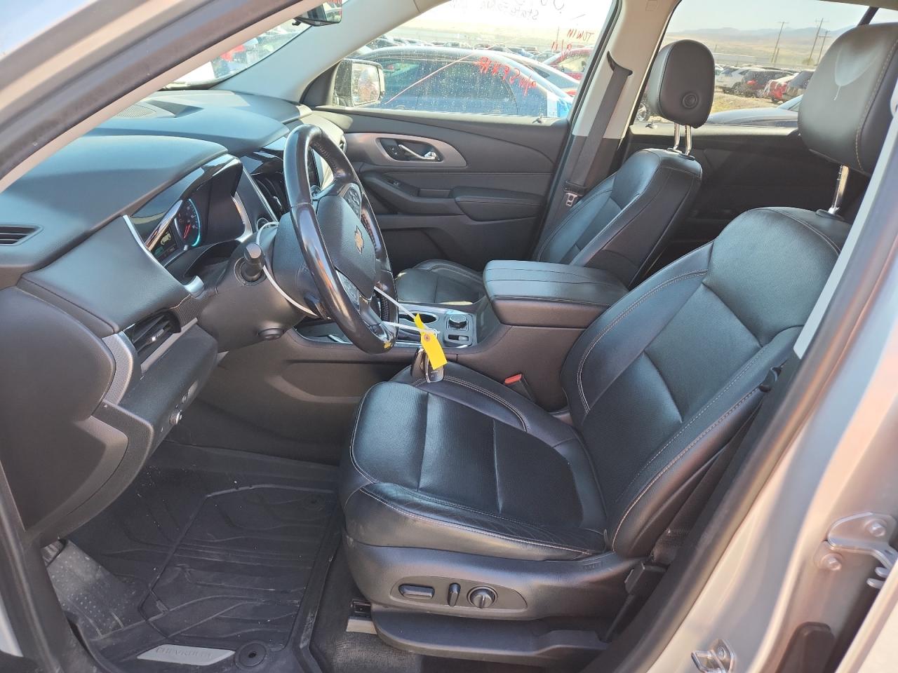2019 Chevrolet Traverse Premier VIN: 1GNEVKKW1KJ270377 Lot: 81073945