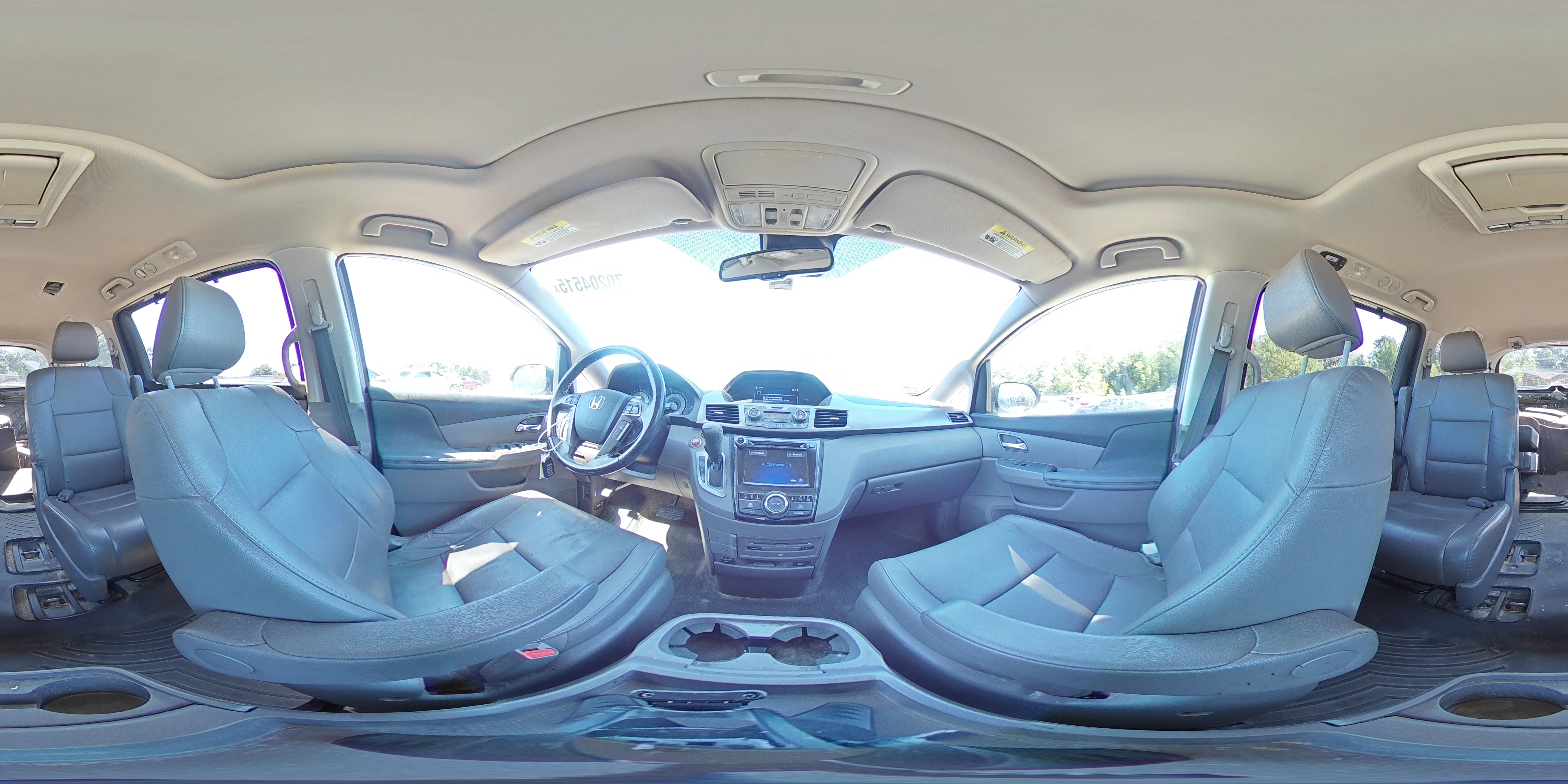 2015 Honda Odyssey Touring VIN: 5FNRL5H91FB113142 Lot: 70204515