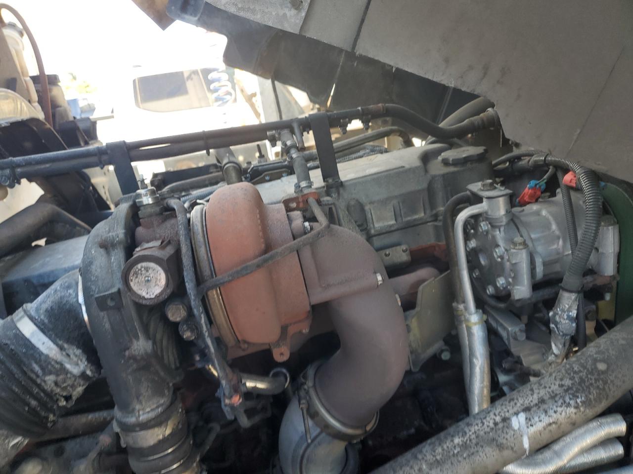 2005 Isuzu T7F042-Fvr VIN: 4GTK7F1315F700726 Lot: 71728885