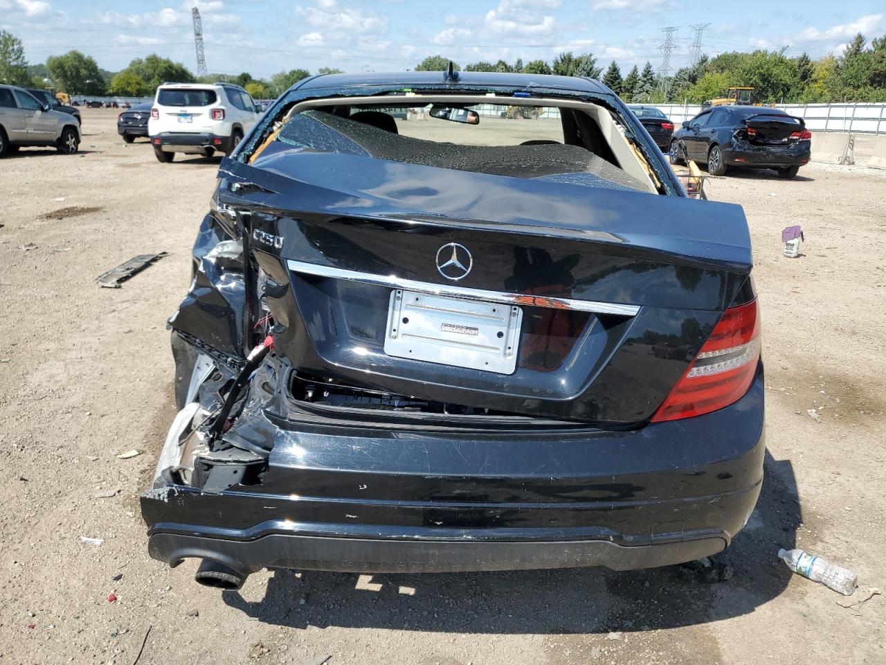 2014 Mercedes-Benz C 250 VIN: WDDGF4HB1EA956332 Lot: 71427805