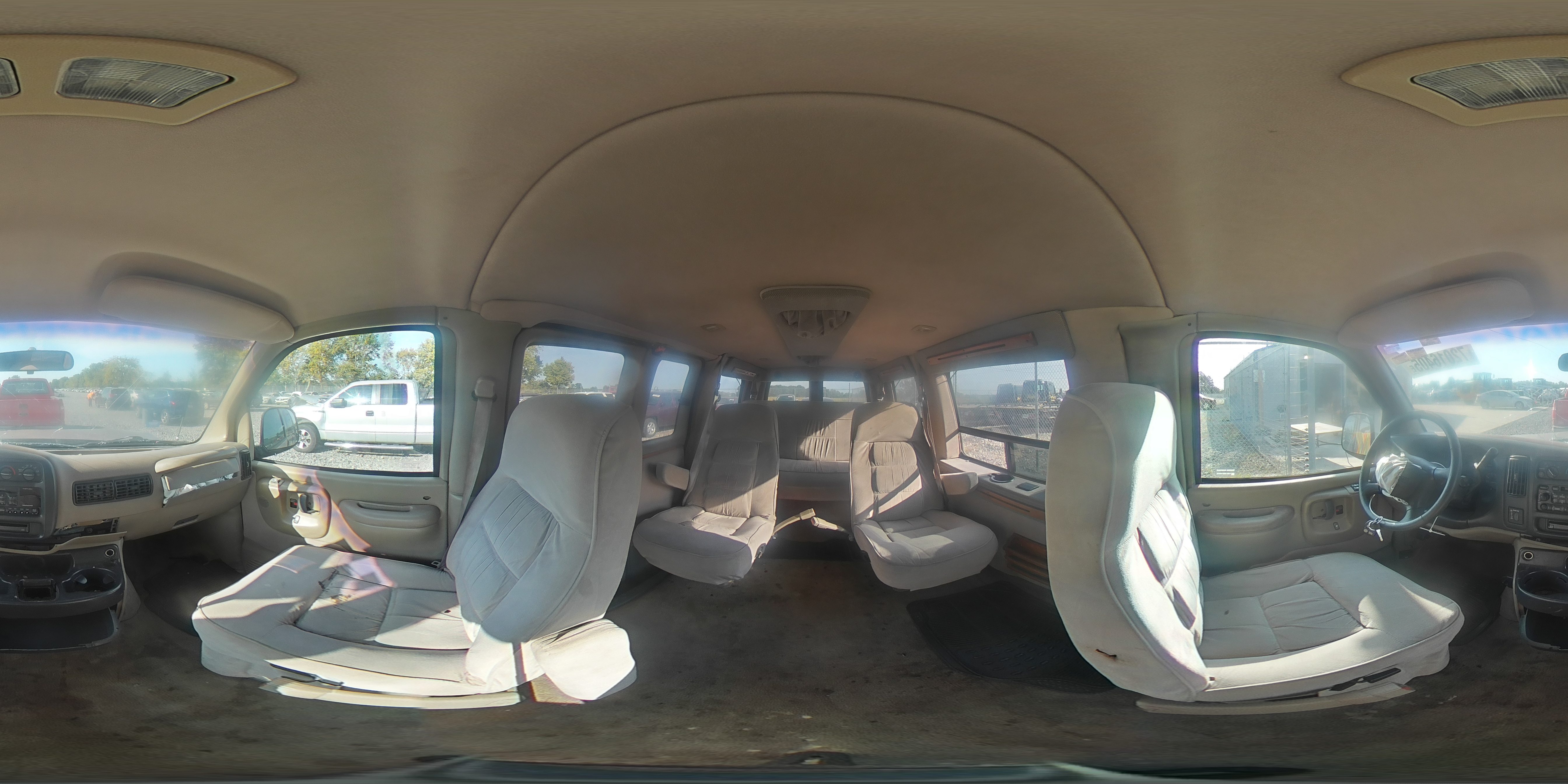 1998 GMC Savana Rv G1500 VIN: 1GDFG15R7W1044739 Lot: 72016405