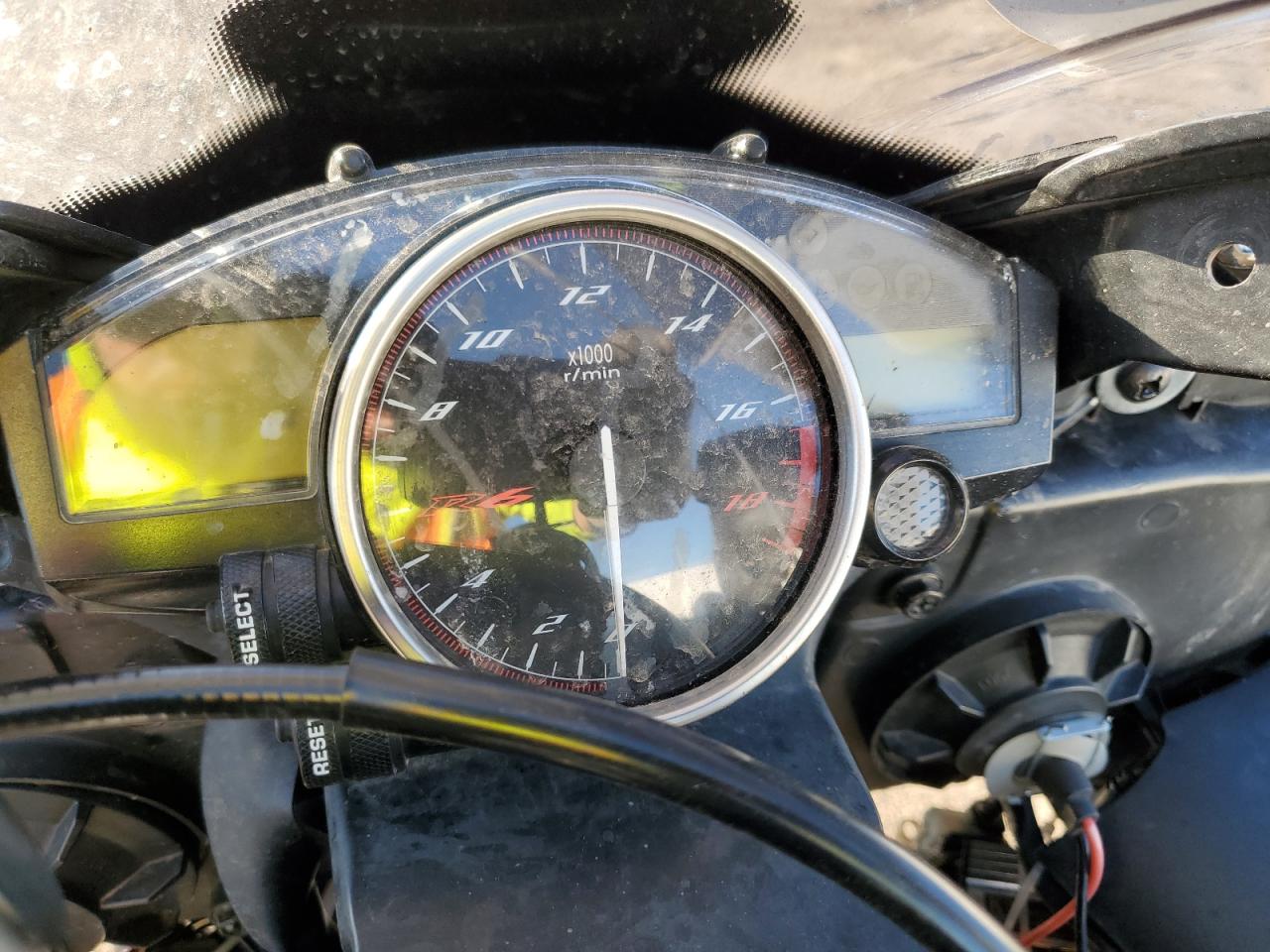 2011 Yamaha Yzfr6 VIN: JYARJ16E0BA021887 Lot: 80733735