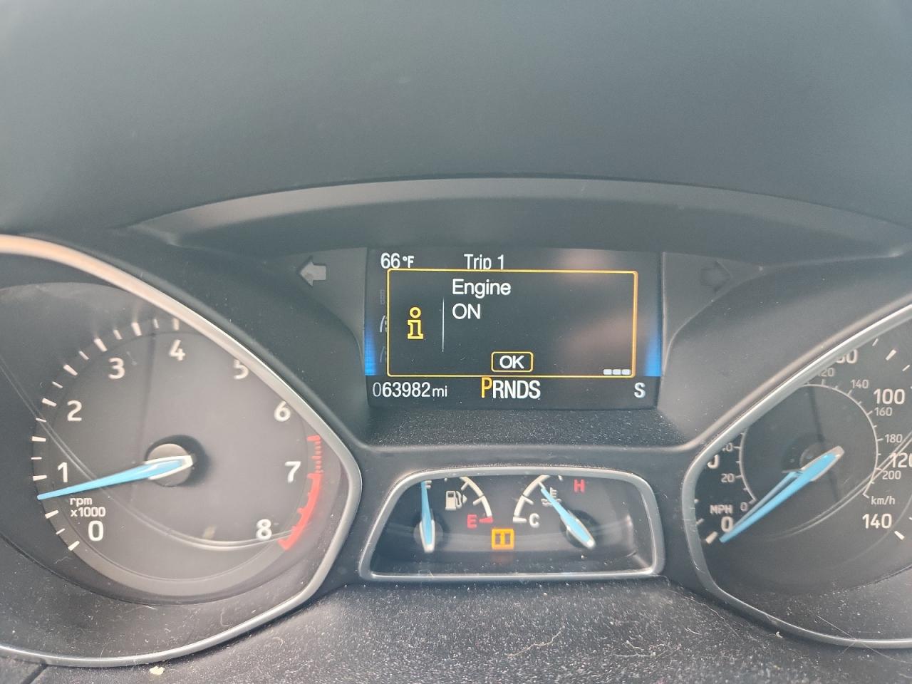 2015 Ford Focus Se VIN: 1FADP3F27FL220563 Lot: 81447345