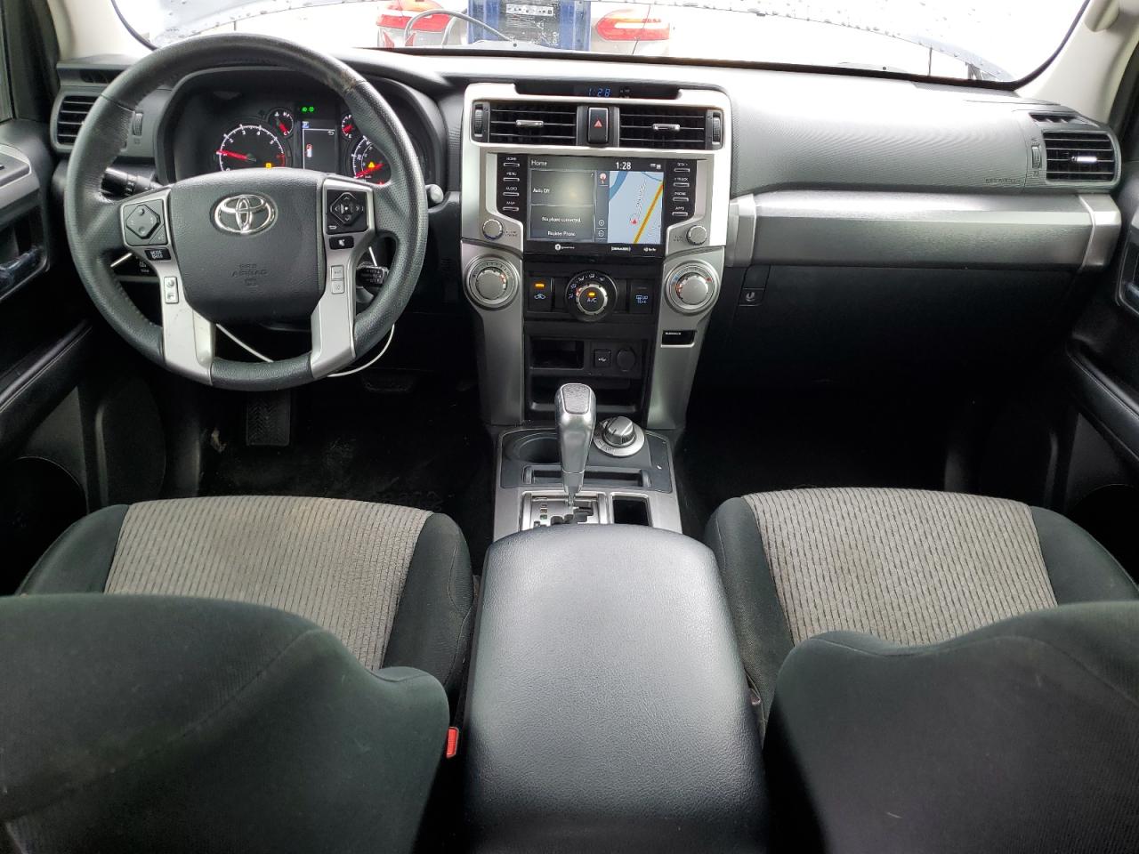 2020 Toyota 4Runner Sr5/Sr5 Premium VIN: JTEBU5JR5L5752612 Lot: 81315575