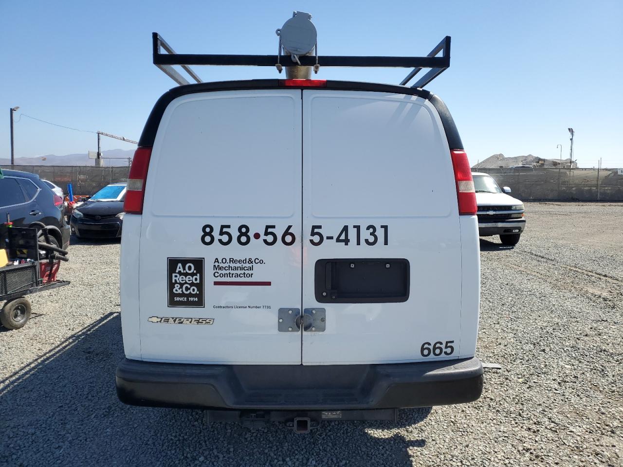 2017 Chevrolet Express G2500 VIN: 1GCWGAFG3H1107596 Lot: 82094845