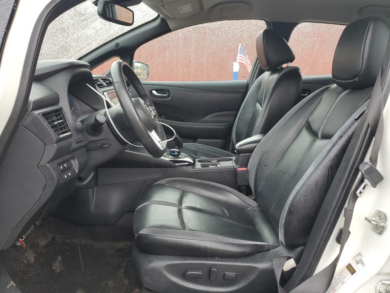 2018 Nissan Leaf S VIN: 1N4AZ1CPXJC300577 Lot: 81380445