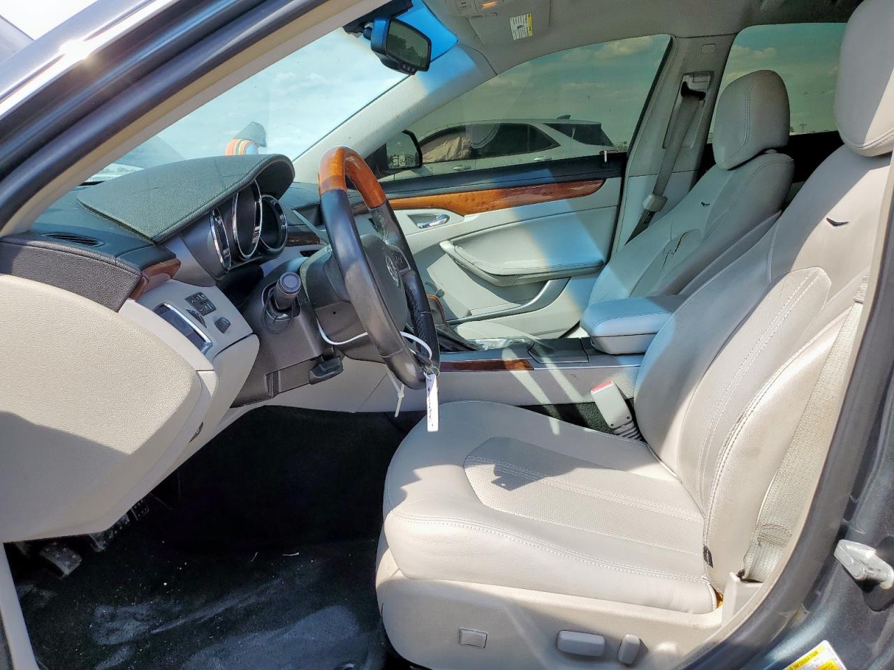 2011 Cadillac Cts Luxury Collection VIN: 1G6DE5EY3B0152620 Lot: 84230285