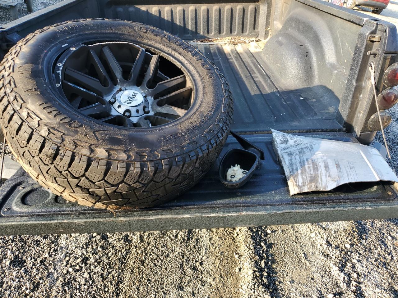 2002 Dodge Ram 1500 VIN: 1B7HU16N42J120980 Lot: 81383195