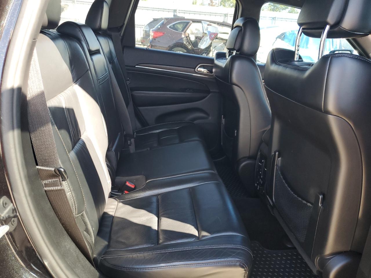 2015 Jeep Grand Cherokee Limited VIN: 1C4RJFBG8FC157591 Lot: 81806425