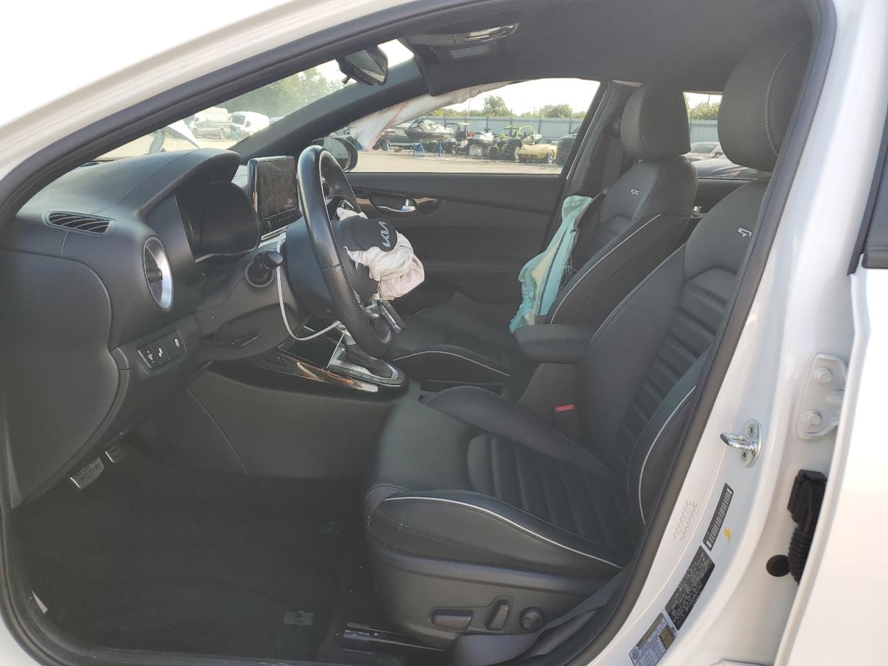 2022 Kia Forte Gt Line VIN: 3KPF54AD4NE497962 Lot: 83756485