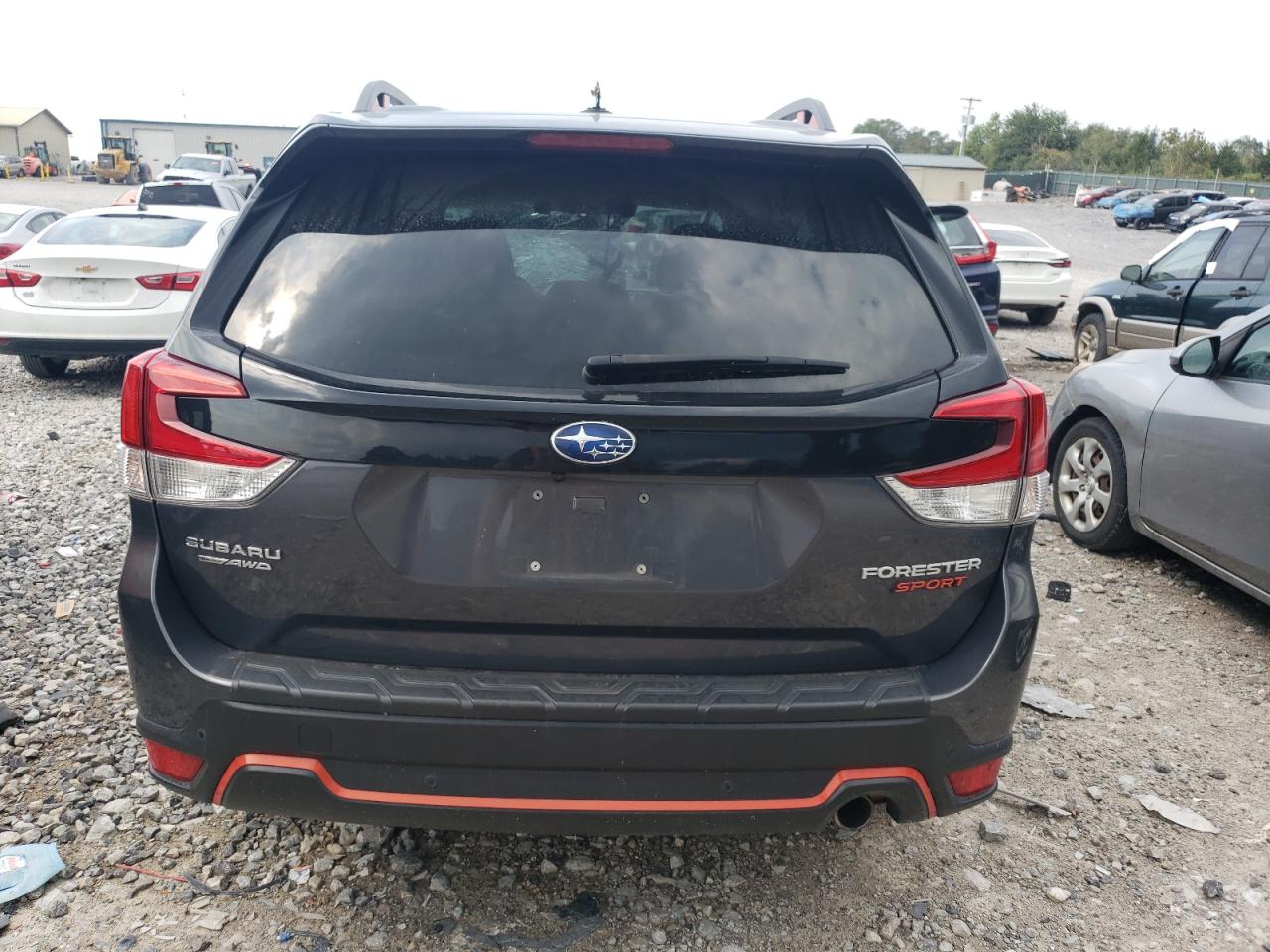 2020 Subaru Forester Sport VIN: JF2SKARC2LH563693 Lot: 81068555