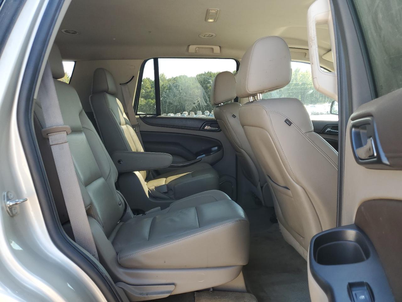 2015 Chevrolet Tahoe C1500 Lt VIN: 1GNSCBKC1FR256372 Lot: 84628615