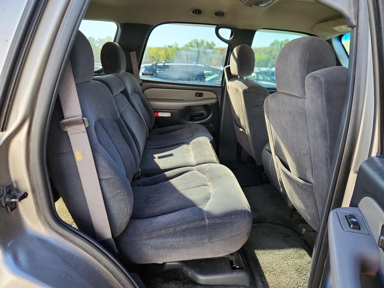 2002 Chevrolet Tahoe K1500 VIN: 1GNEK13Z92R218606 Lot: 80746055