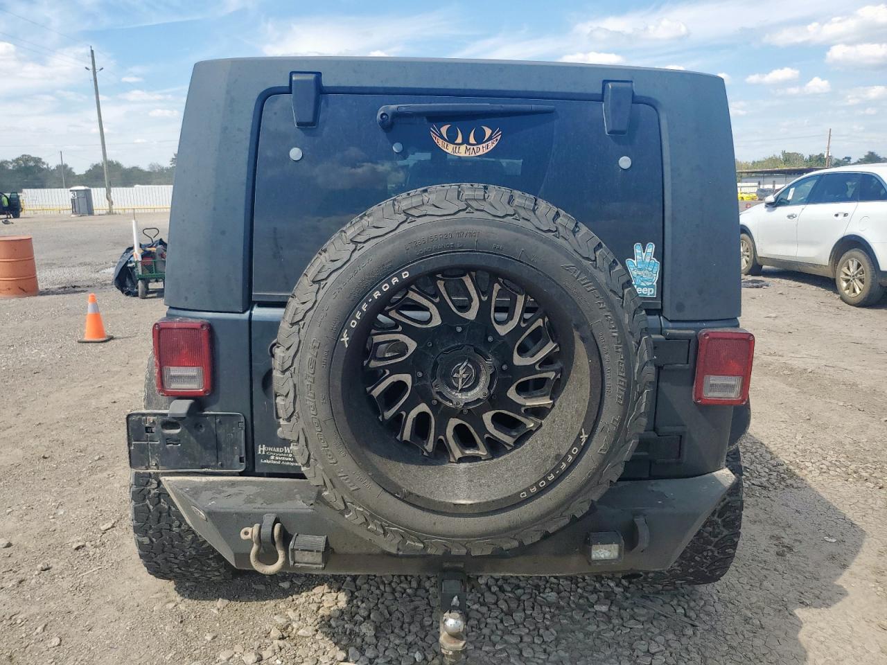 2007 Jeep Wrangler Sahara VIN: 1J4GB59137L227672 Lot: 84594215