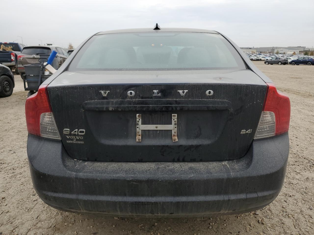 2010 Volvo S40 2.4I VIN: YV1382MS2A2502022 Lot: 81102075