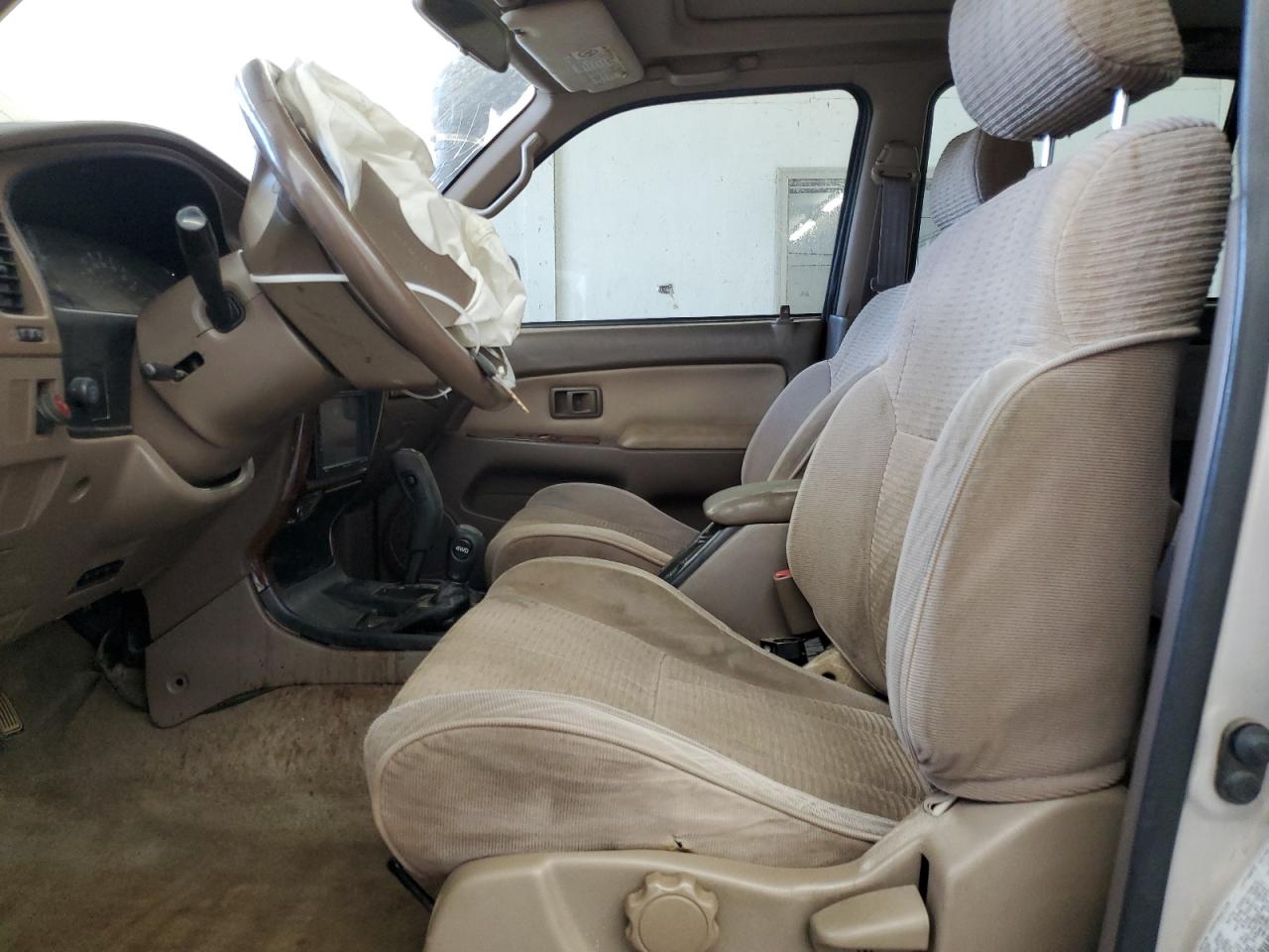 1998 Toyota 4Runner Limited VIN: JT3HN87R9W0168207 Lot: 81596755