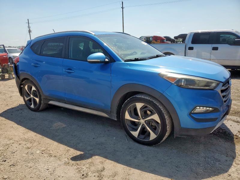  HYUNDAI TUCSON 2017 Синий