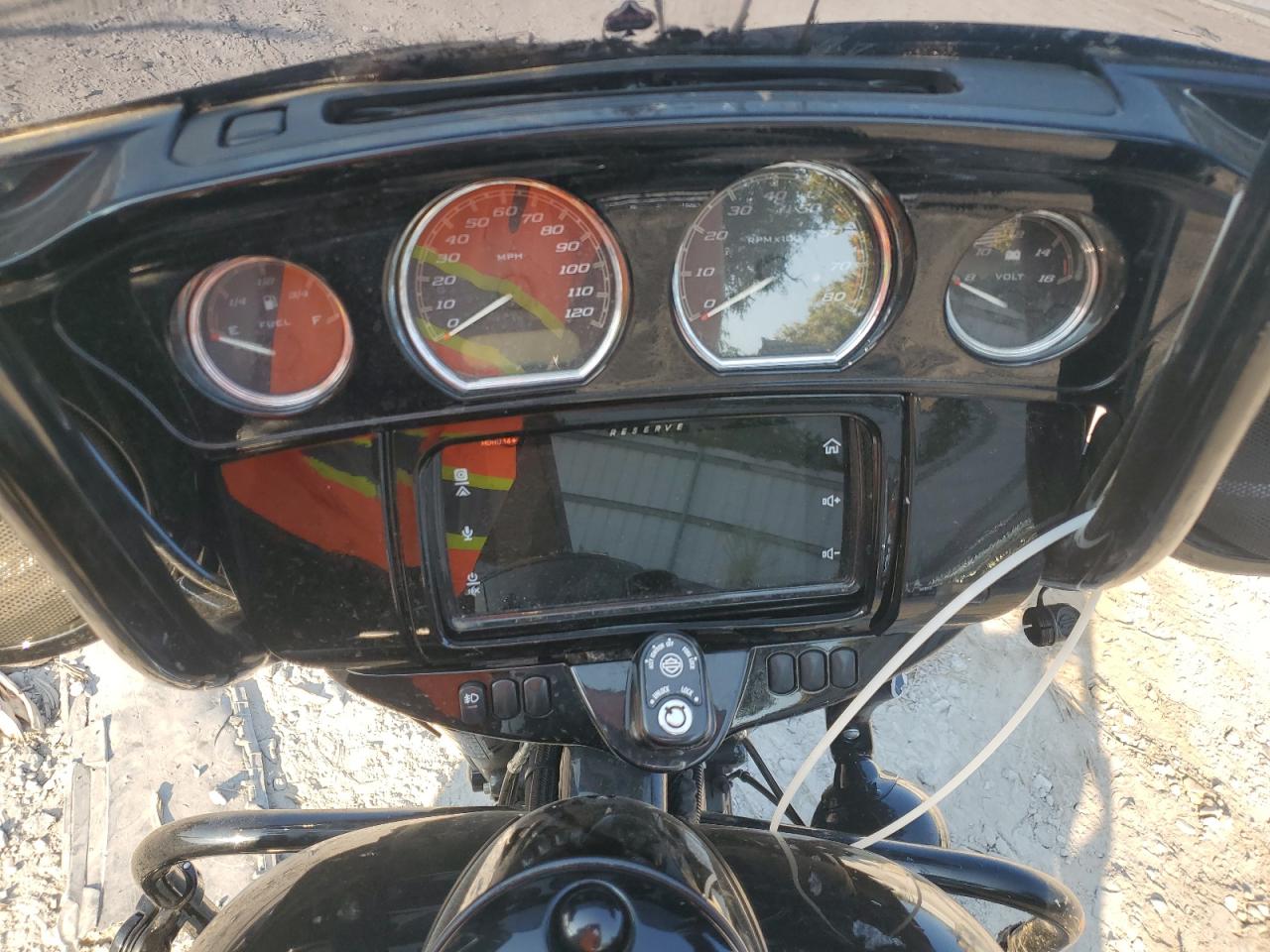 2018 Harley-Davidson Flhxs Street Glide Special VIN: 1HD1KRC19JB686356 Lot: 81160705