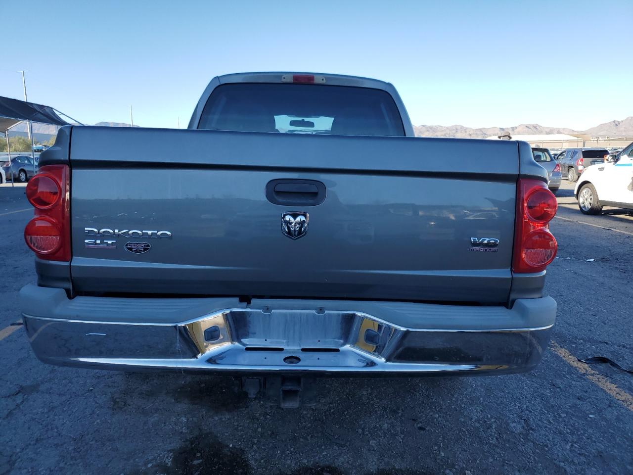 2006 Dodge Dakota Quad Slt VIN: 1D7HE48N56S556321 Lot: 84649575