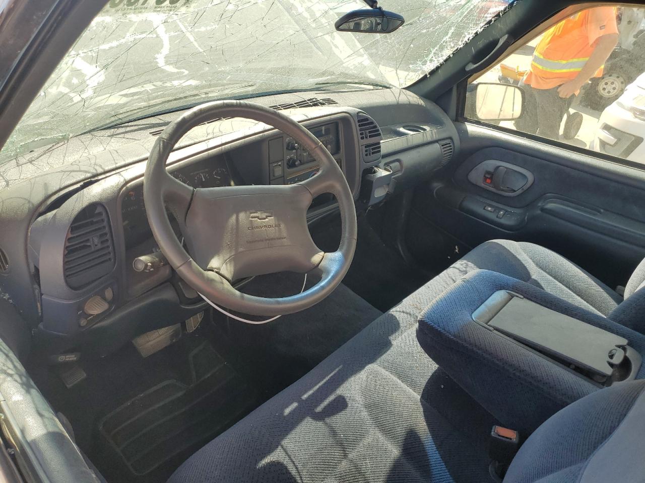 1996 Chevrolet Gmt-400 C1500 VIN: 1GCEC14R8TZ127459 Lot: 80196875