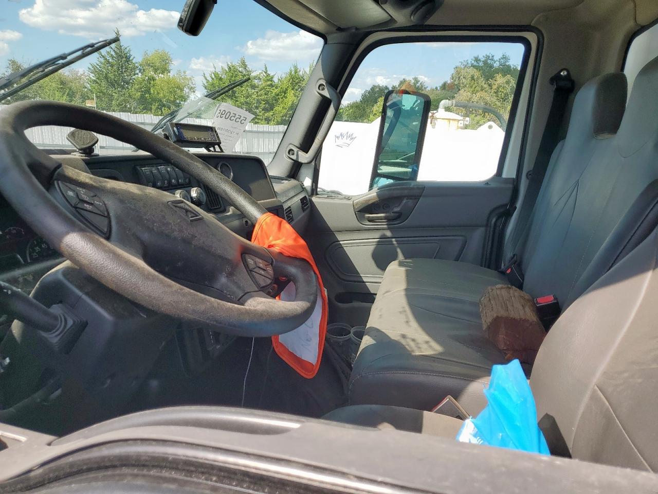 2025 International Mv607 - Refrigerated Box Truck VIN: 3HAEUMML5SL365541 Lot: 81483245