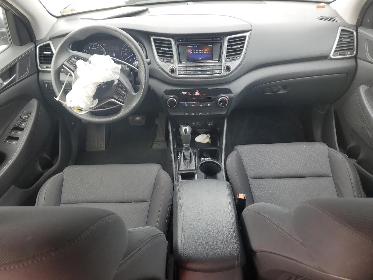 2017 Hyundai Tucson Se VIN: KM8J23A48HU475686 Lot: 81488705