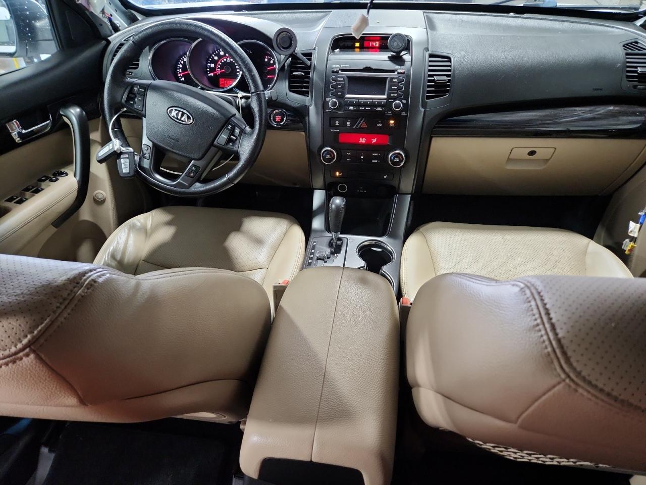 2011 Kia Sorento Ex VIN: 5XYKU3A19BG012442 Lot: 70823325