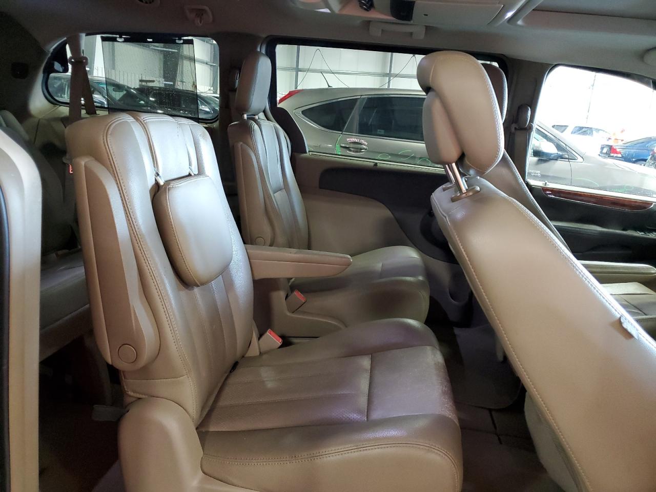 2012 Chrysler Town And Country VIN: 2C4RC1CG5CR208365 Lot: 84460545