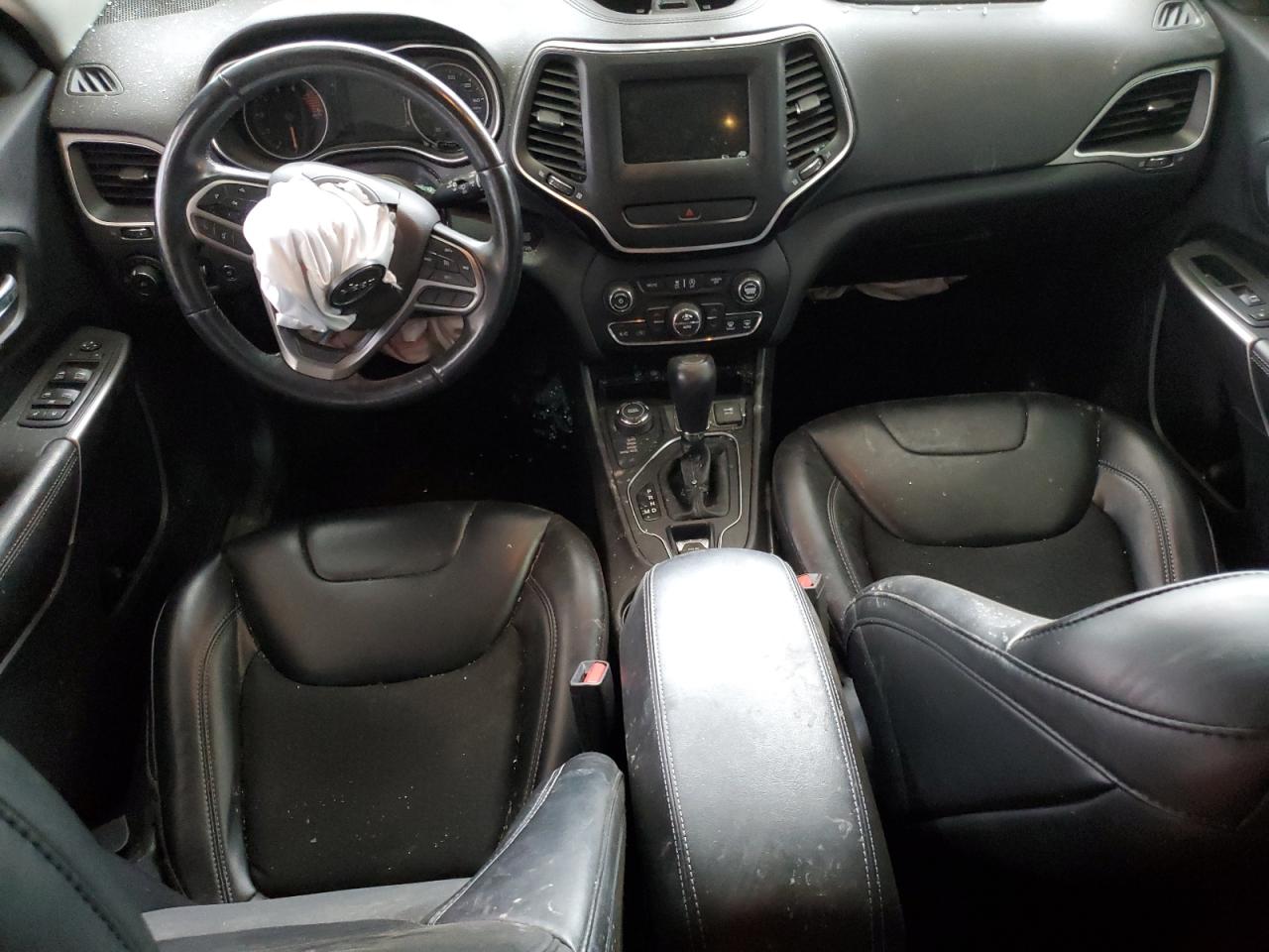 2019 Jeep Cherokee Latitude Plus VIN: 1C4PJMLX5KD118293 Lot: 81829145