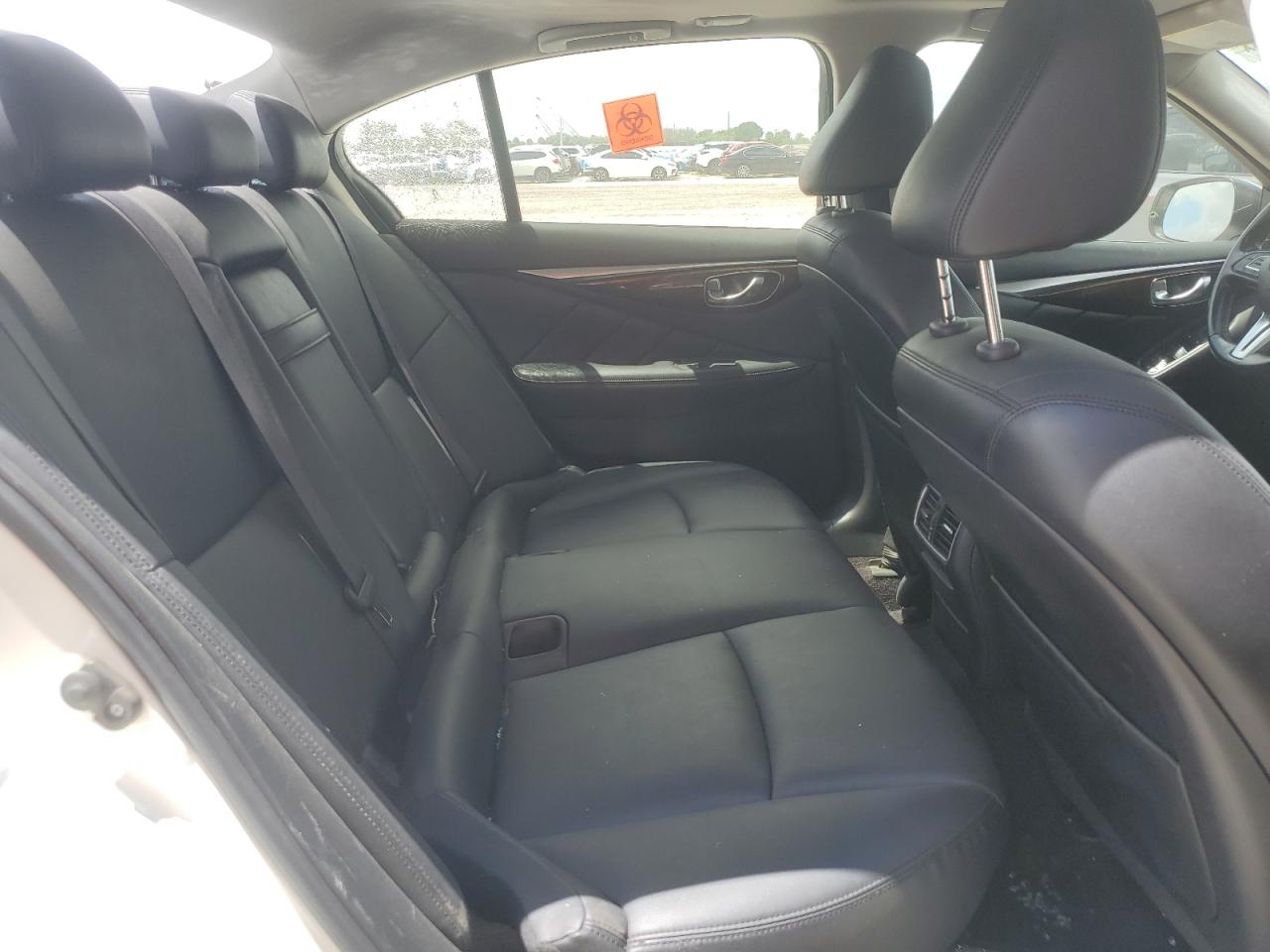 2018 Infiniti Q50 Luxe VIN: JN1EV7AP4JM359232 Lot: 70691895