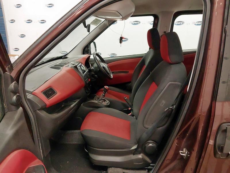2014 FIAT DOBLO ELEGANZA