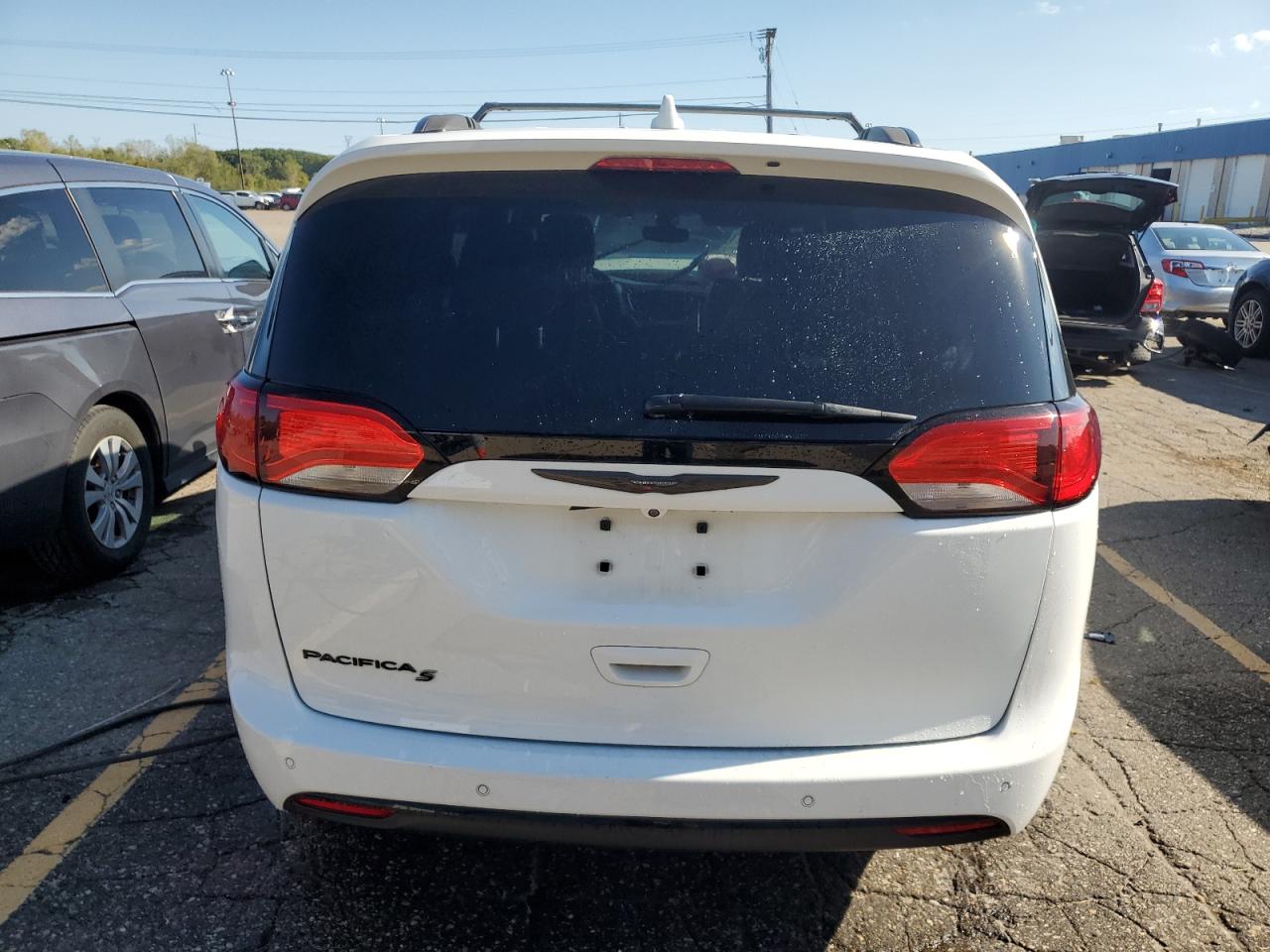 2018 Chrysler Pacifica Touring L Plus VIN: 2C4RC1EG7JR332566 Lot: 84243365