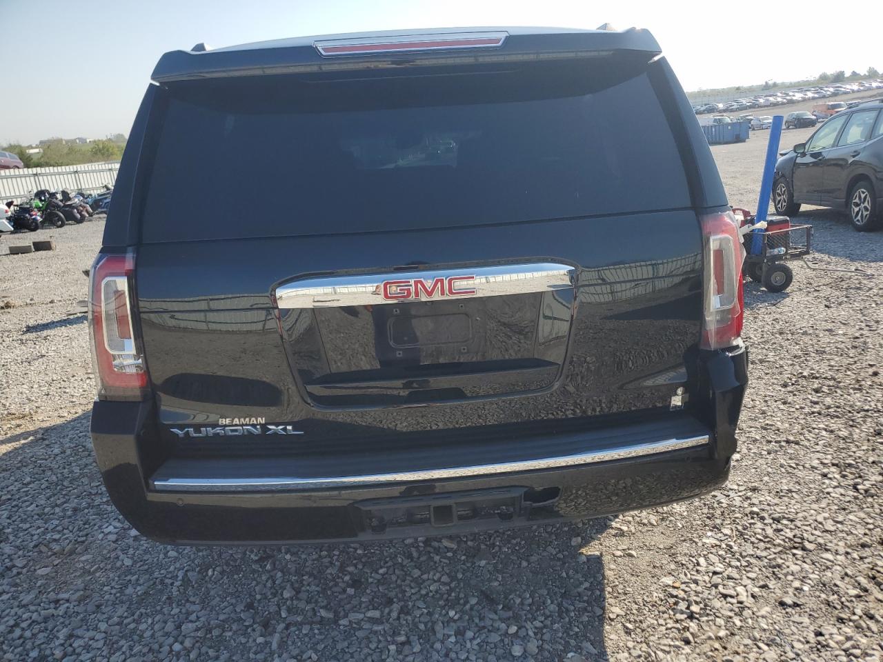 2016 GMC Yukon Xl Denali VIN: 1GKS2HKJ8GR340286 Lot: 84254185