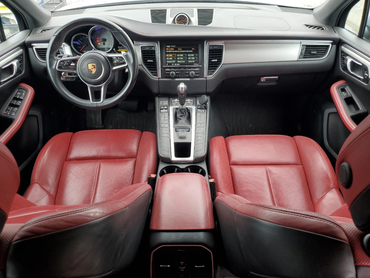 2016 Porsche Macan S VIN: WP1AB2A53GLB47733 Lot: 81629615