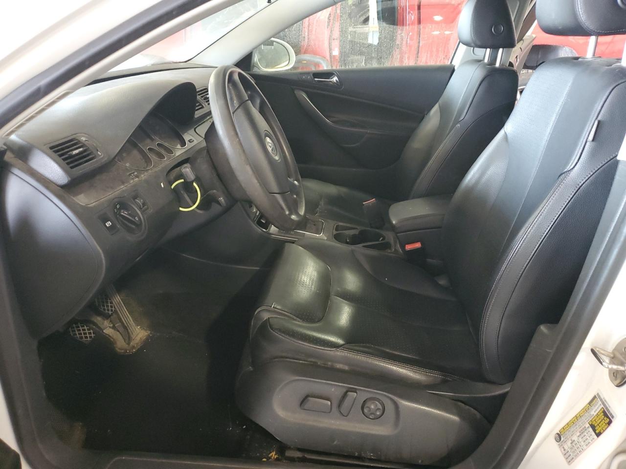 2008 Volkswagen Passat Turbo VIN: WVWUK73C58P091277 Lot: 70559715