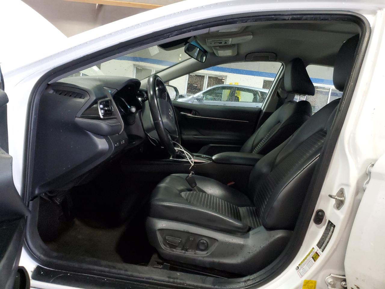 2019 Toyota Camry L VIN: 4T1B11HK4KU257039 Lot: 81136485