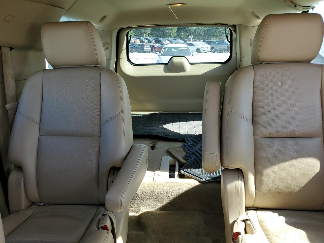 2012 GMC Yukon Xl Denali VIN: 1GKS2MEF9CR324138 Lot: 81835335