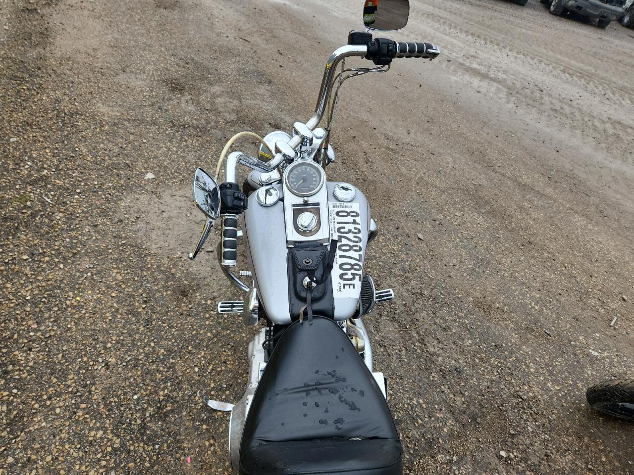 2000 Harley-Davidson Fxdwg VIN: 1HD1GEV18YY319186 Lot: 81328785