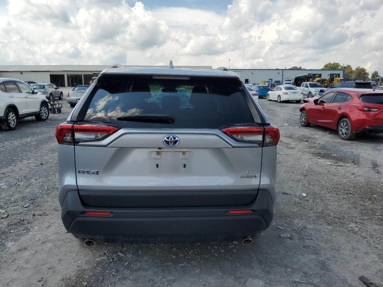 2021 Toyota Rav4 Le VIN: JTML6RFV2MD008294 Lot: 71410275