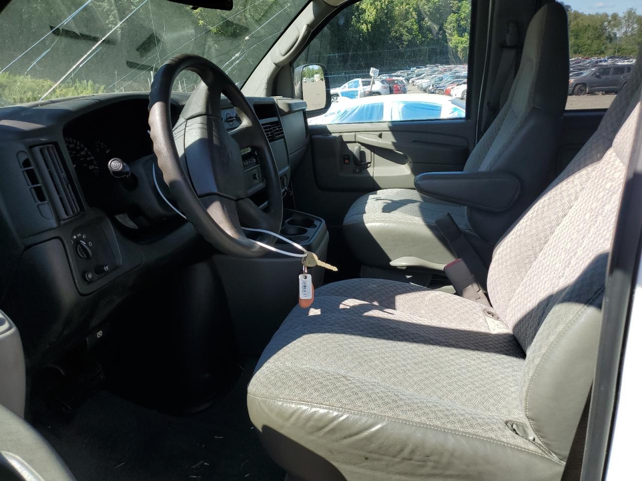 2004 Chevrolet Express G3500 VIN: 1GAHG39U541225822 Lot: 71042215