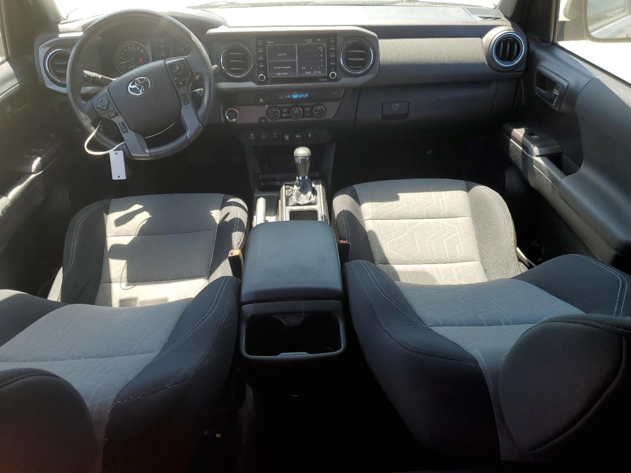 2021 Toyota Tacoma Double Cab VIN: 5TFAZ5CN5MX096834 Lot: 69462855
