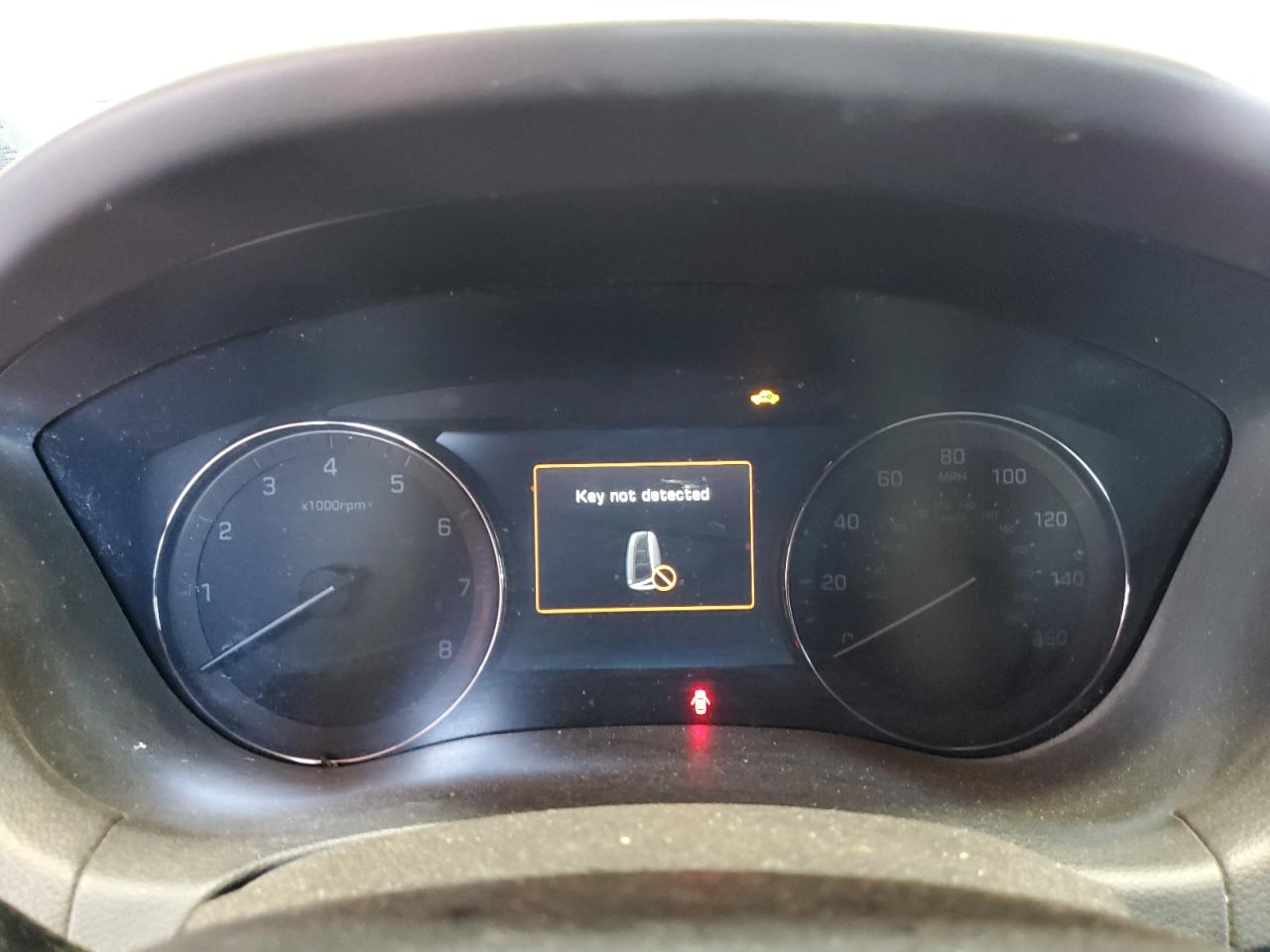 2015 Hyundai Genesis 3.8L VIN: KMHGN4JE1FU083078 Lot: 70884735