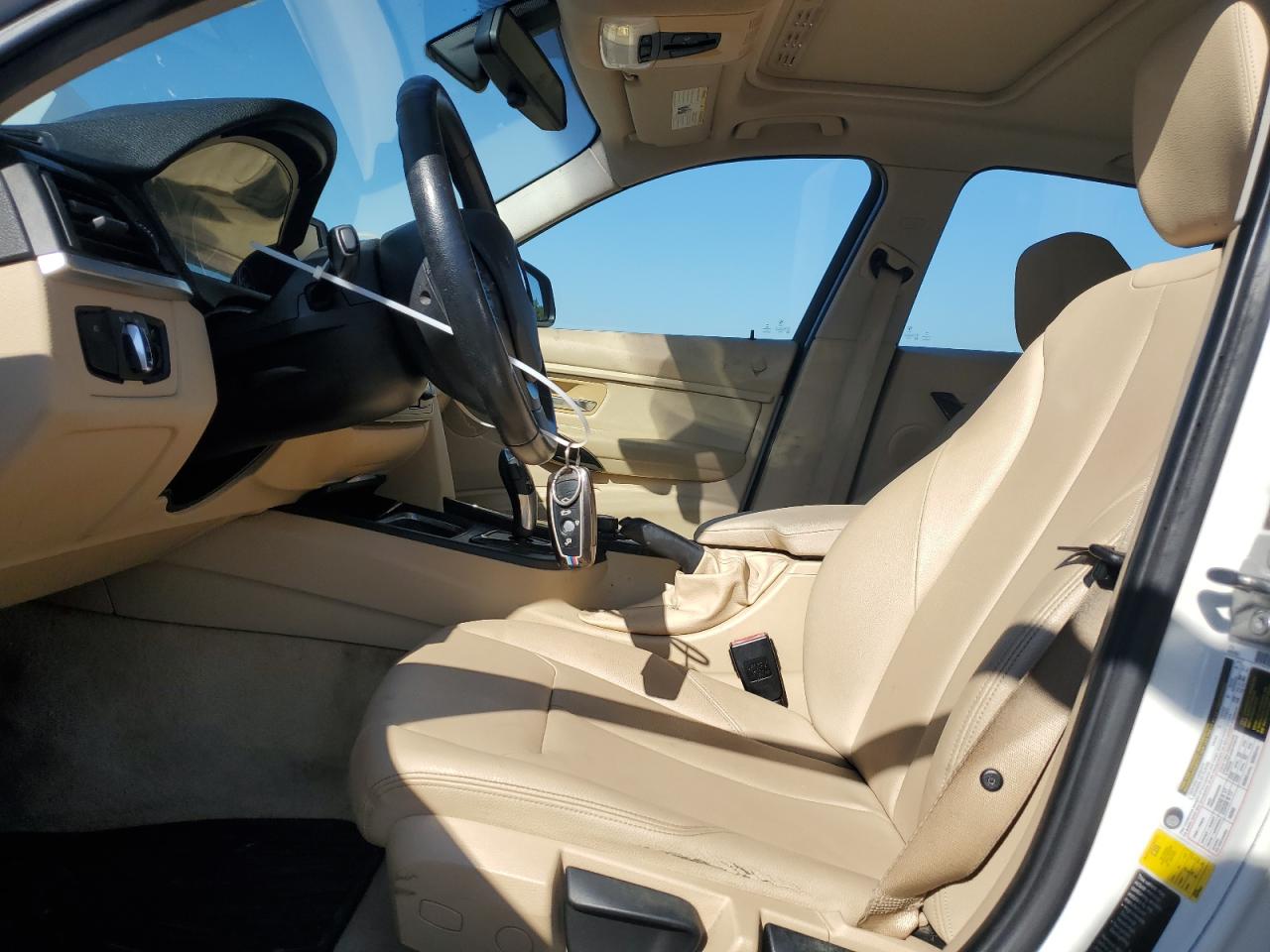 2015 BMW 320 I VIN: WBA3B1G54FNT03824 Lot: 81684285