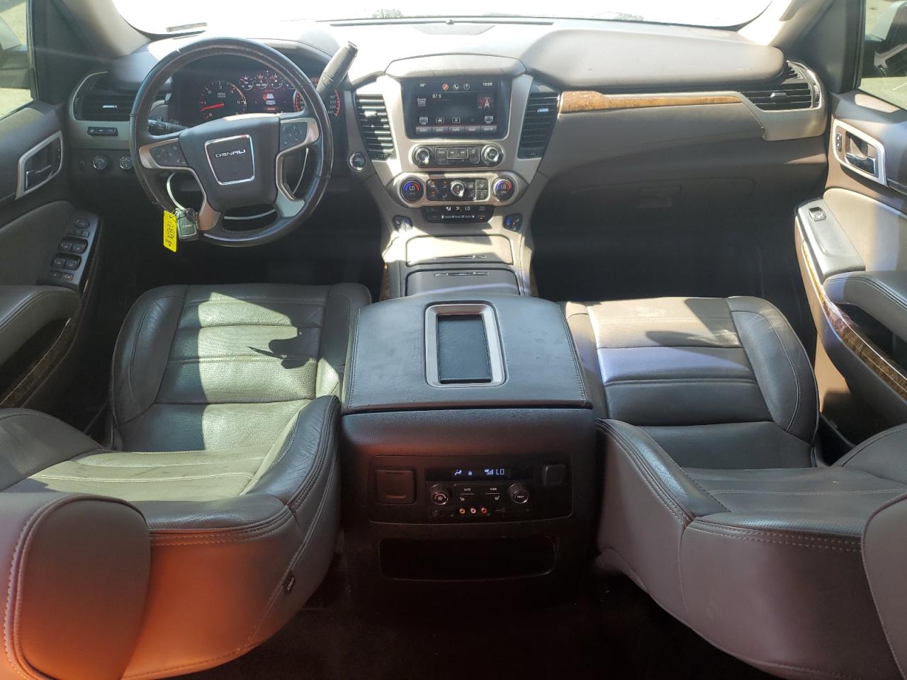 2015 GMC Yukon Xl Denali VIN: 1GKS2JKJ3FR149395 Lot: 81772785