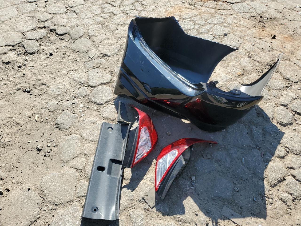 2016 Nissan Versa S VIN: 3N1CN7AP6GL825186 Lot: 80731355