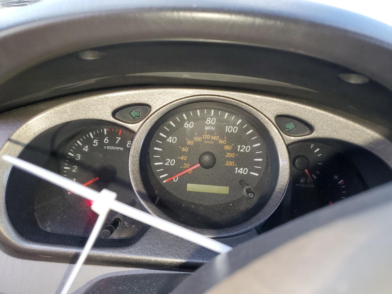 2002 Toyota Highlander Limited VIN: 058719 Lot: 84877425